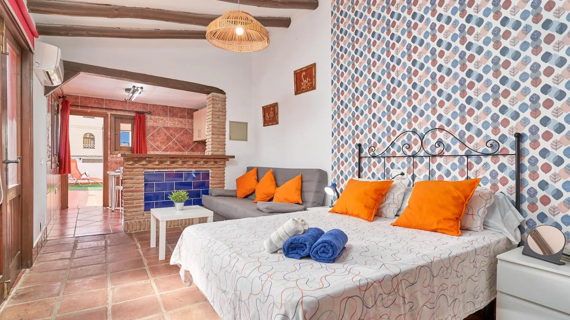 Estudio 1 D En El Centro De Нерха Апартаменты